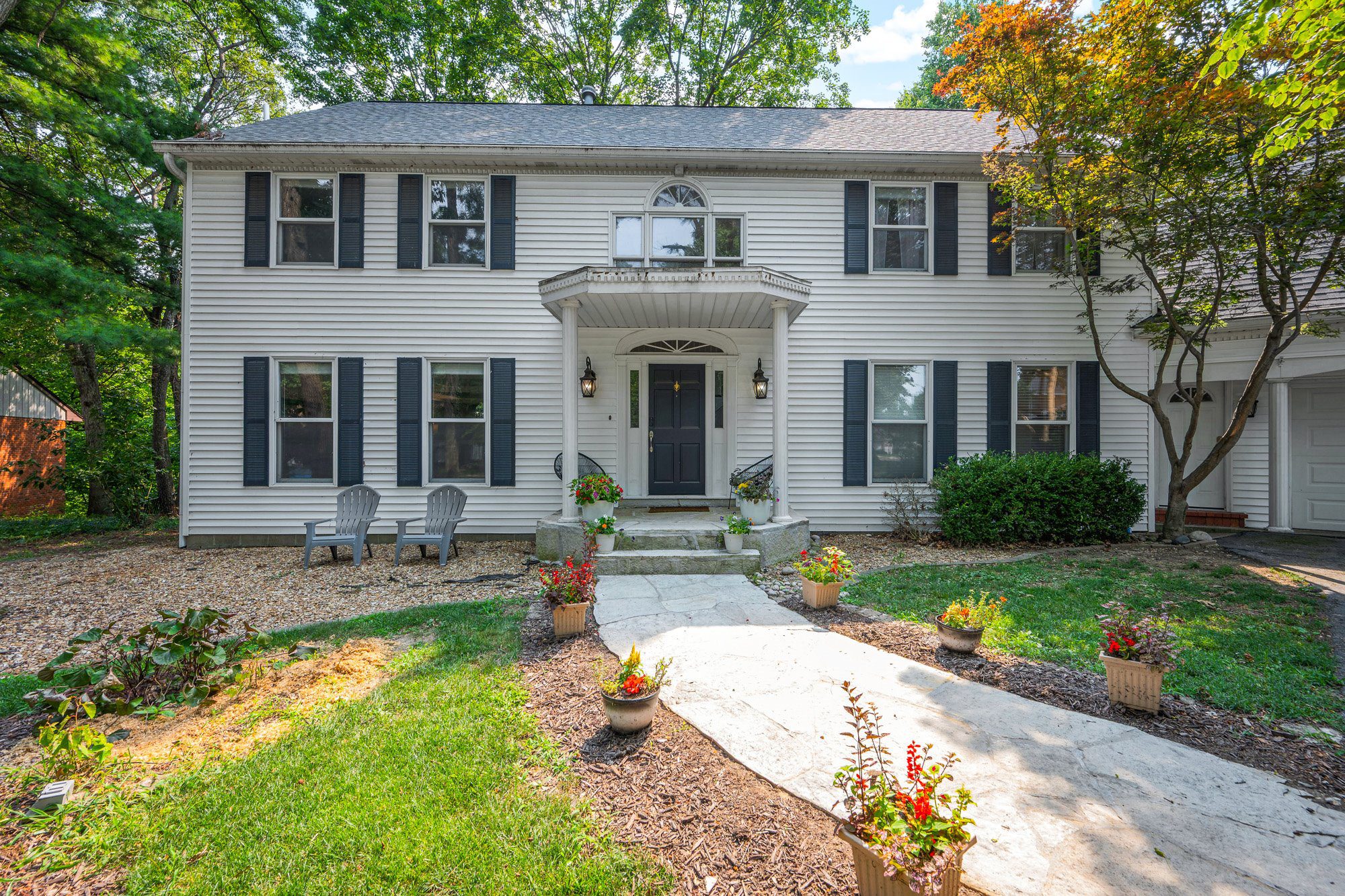 10539 N Sleepy Hollow Rd, Peoria, IL 61615
