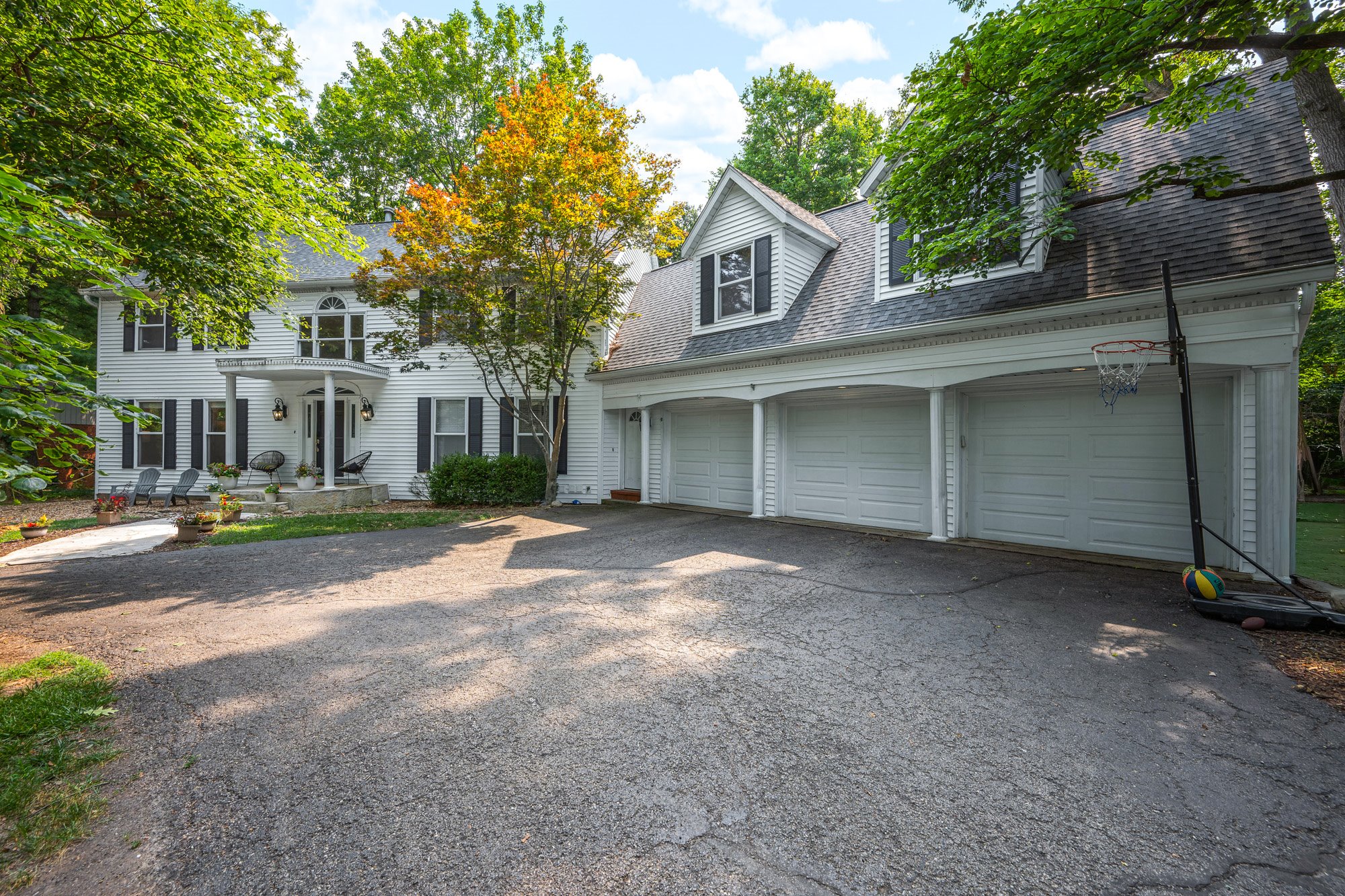 10539 N Sleepy Hollow Rd